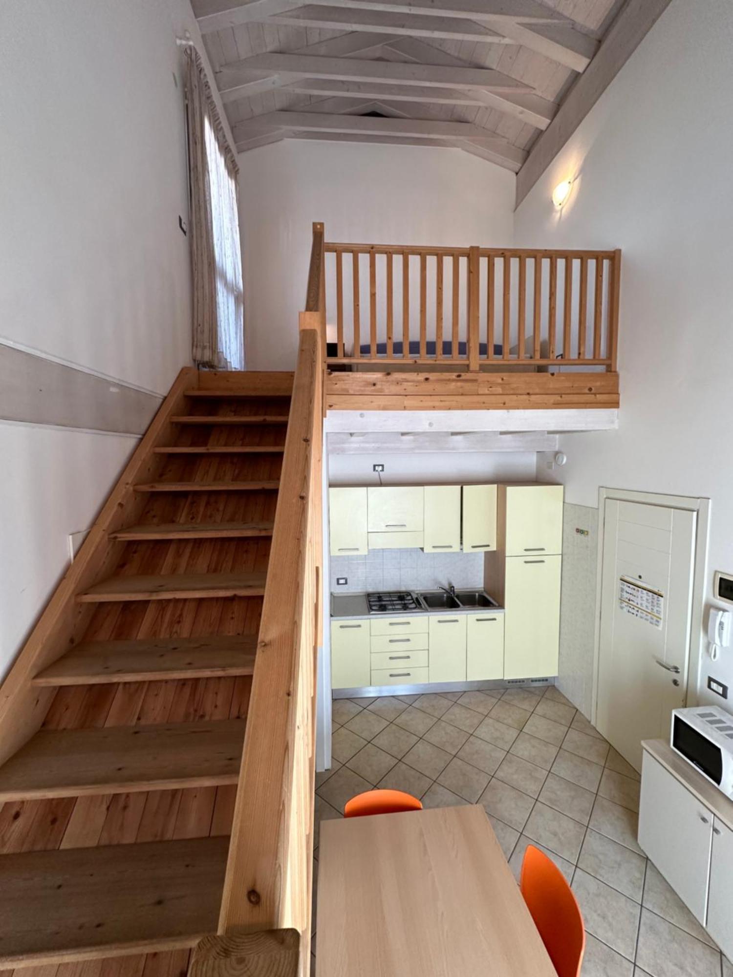 Residence Stefania Attici Su 2 Livelli - Agenzia Cocal 카오를레 외부 사진