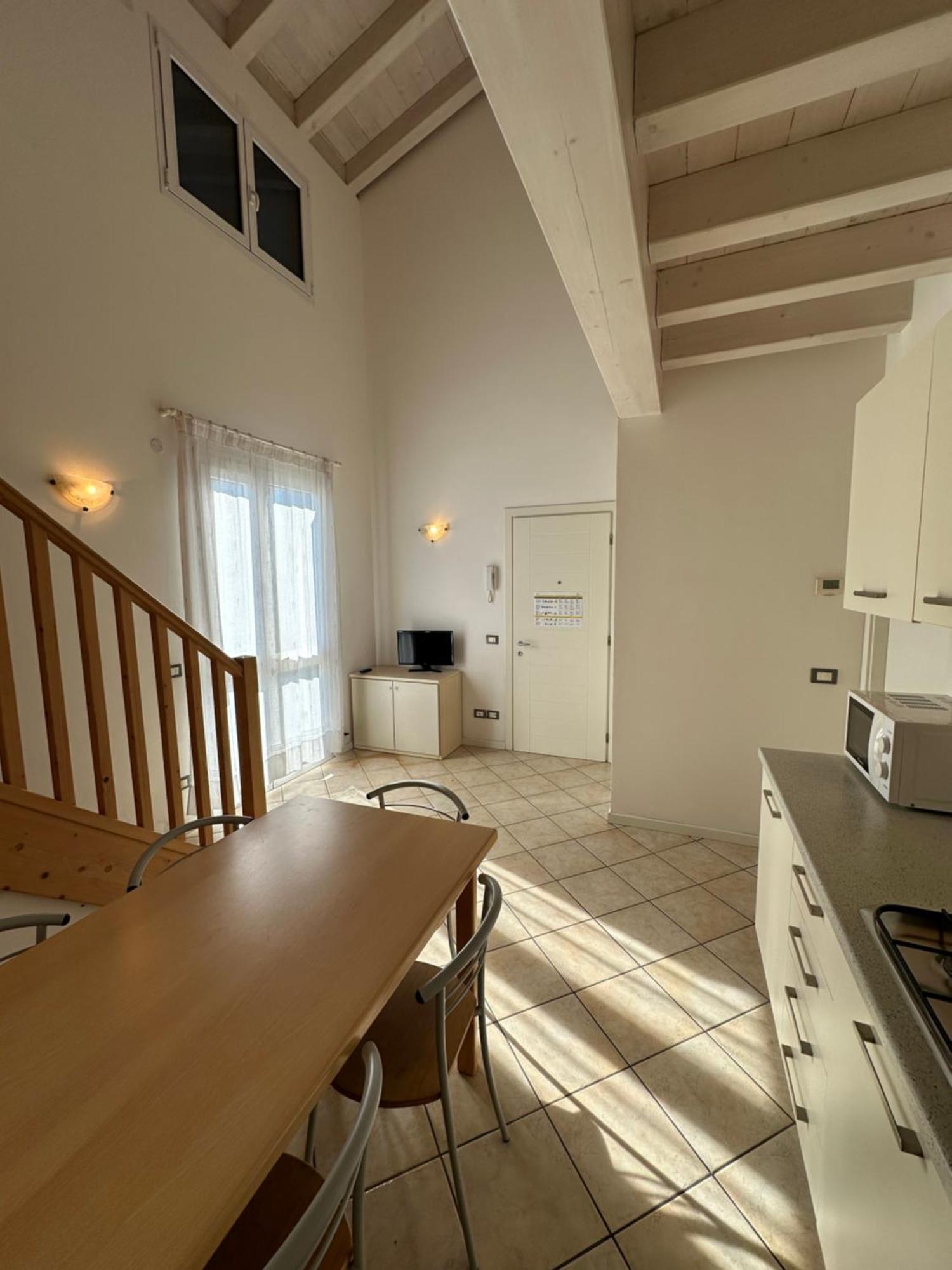 Residence Stefania Attici Su 2 Livelli - Agenzia Cocal 카오를레 외부 사진