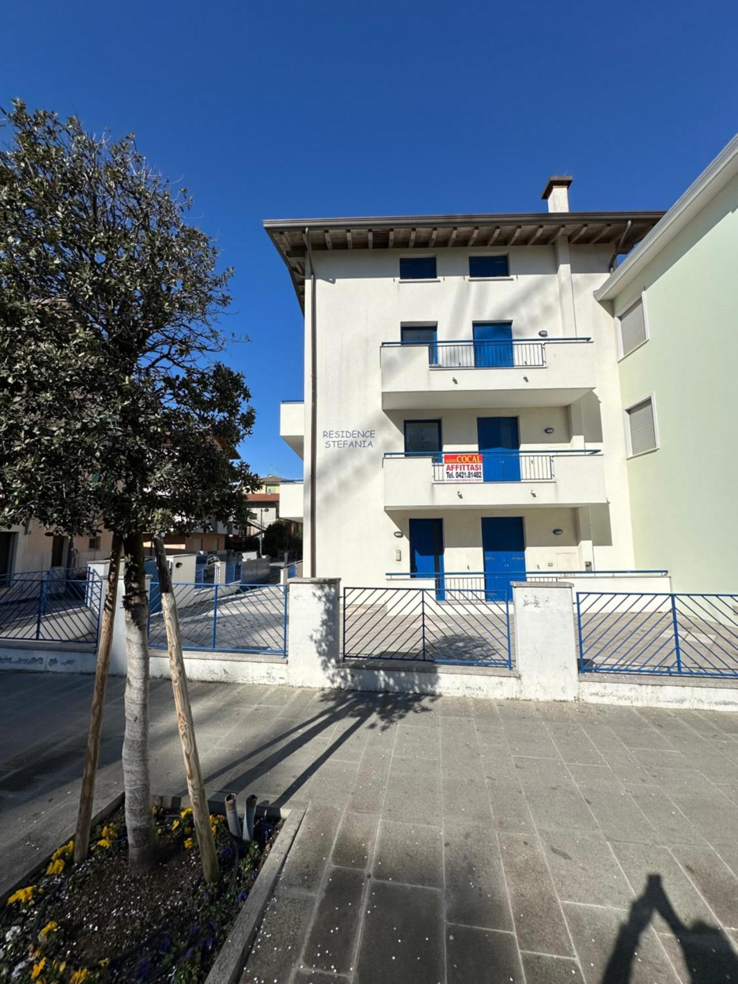 Residence Stefania Attici Su 2 Livelli - Agenzia Cocal 카오를레 외부 사진